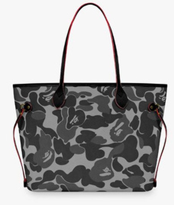 Tote Bags print from LA'SHEI'S DollHouse