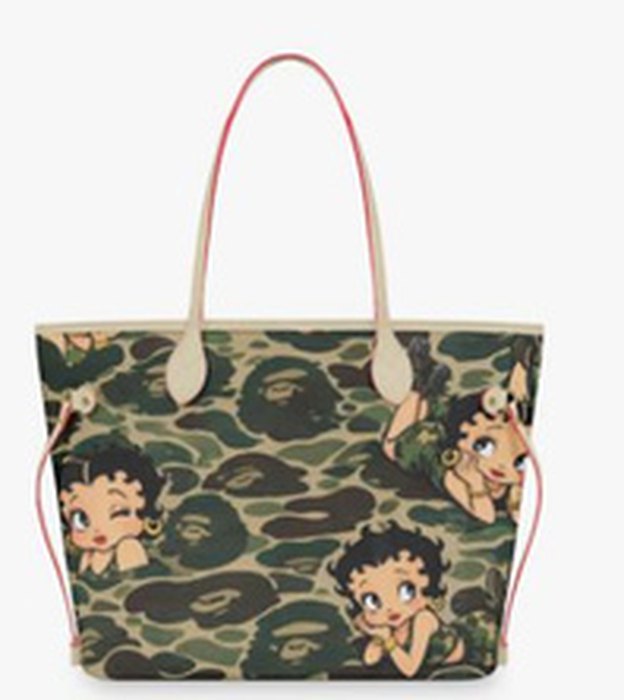 Tote Bags print from LA'SHEI'S DollHouse