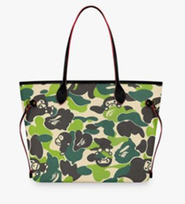 Tote Bags print from LA'SHEI'S DollHouse