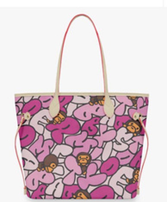 Tote Bags print from LA'SHEI'S DollHouse